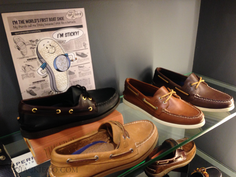 Complex_Lifestyle_Store_Sperry_CloseUP