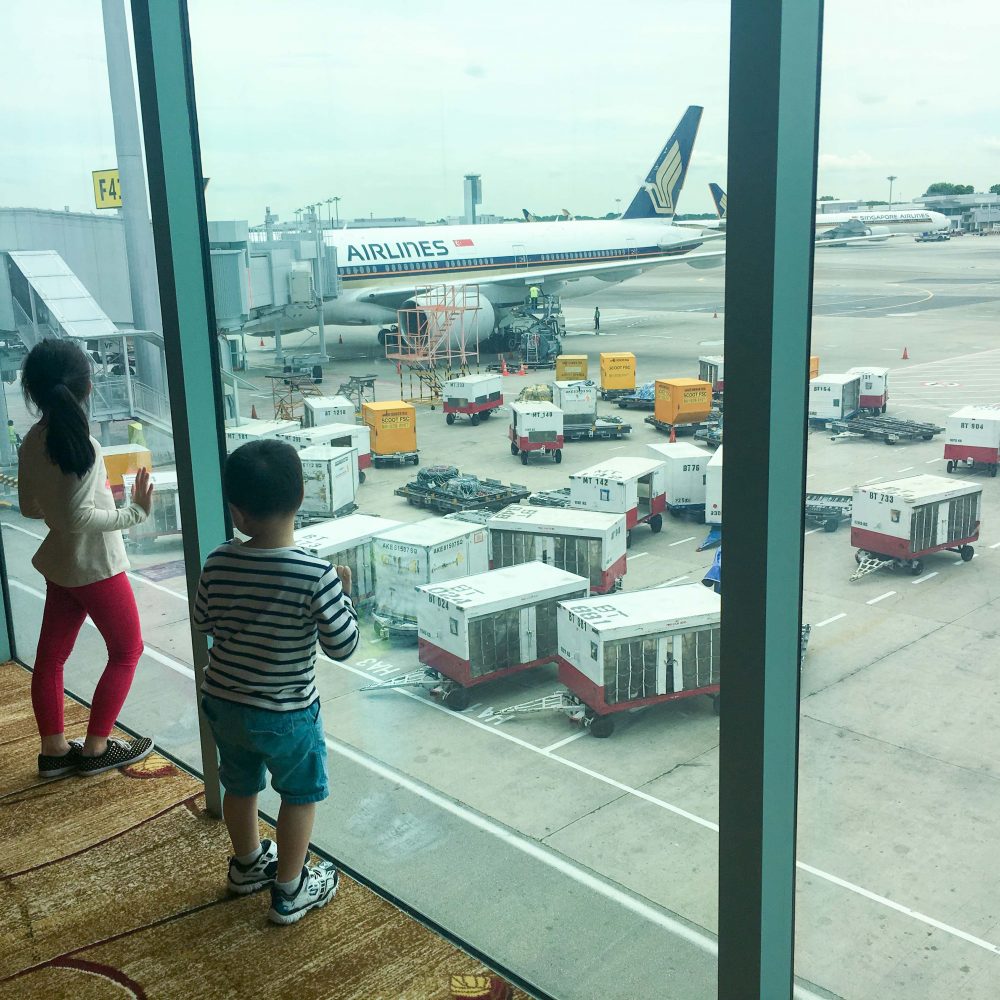 Tips When Traveling With Your Kids