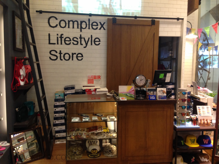 Complex_Lifestyle_Store_Interior