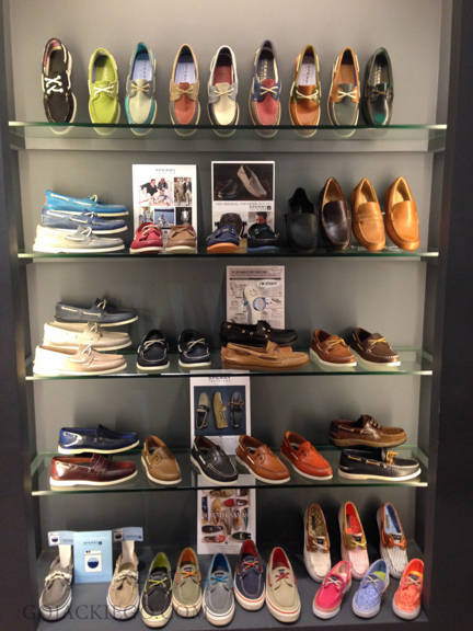 Complex_Lifestyle_Store_Sperry_Wall