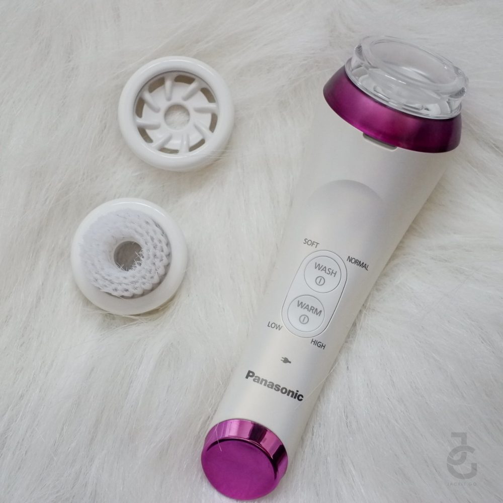 Skin Care Gadget: Panasonic Micro-Foaming Cleansing Device